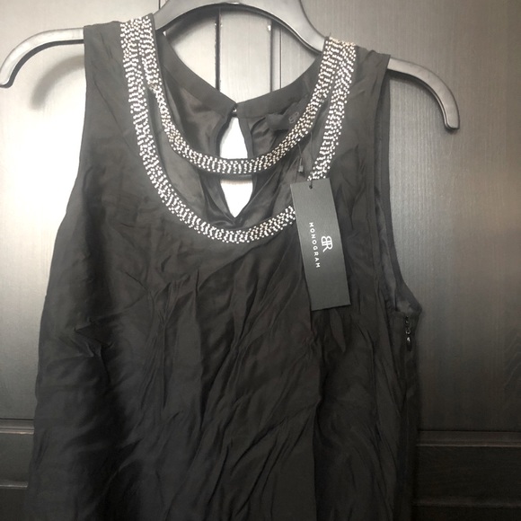 Nwt banana rep cutout sleeveless top - Picture 1 of 9